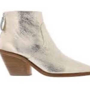 AGL NWB Metallic Ankle Boots Pointed Toe Block Heel in Gold EU 37.5/US 7.5